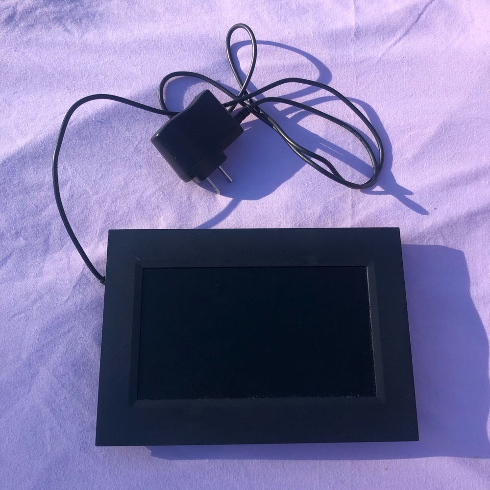 Black Sylvania Digital photo frame